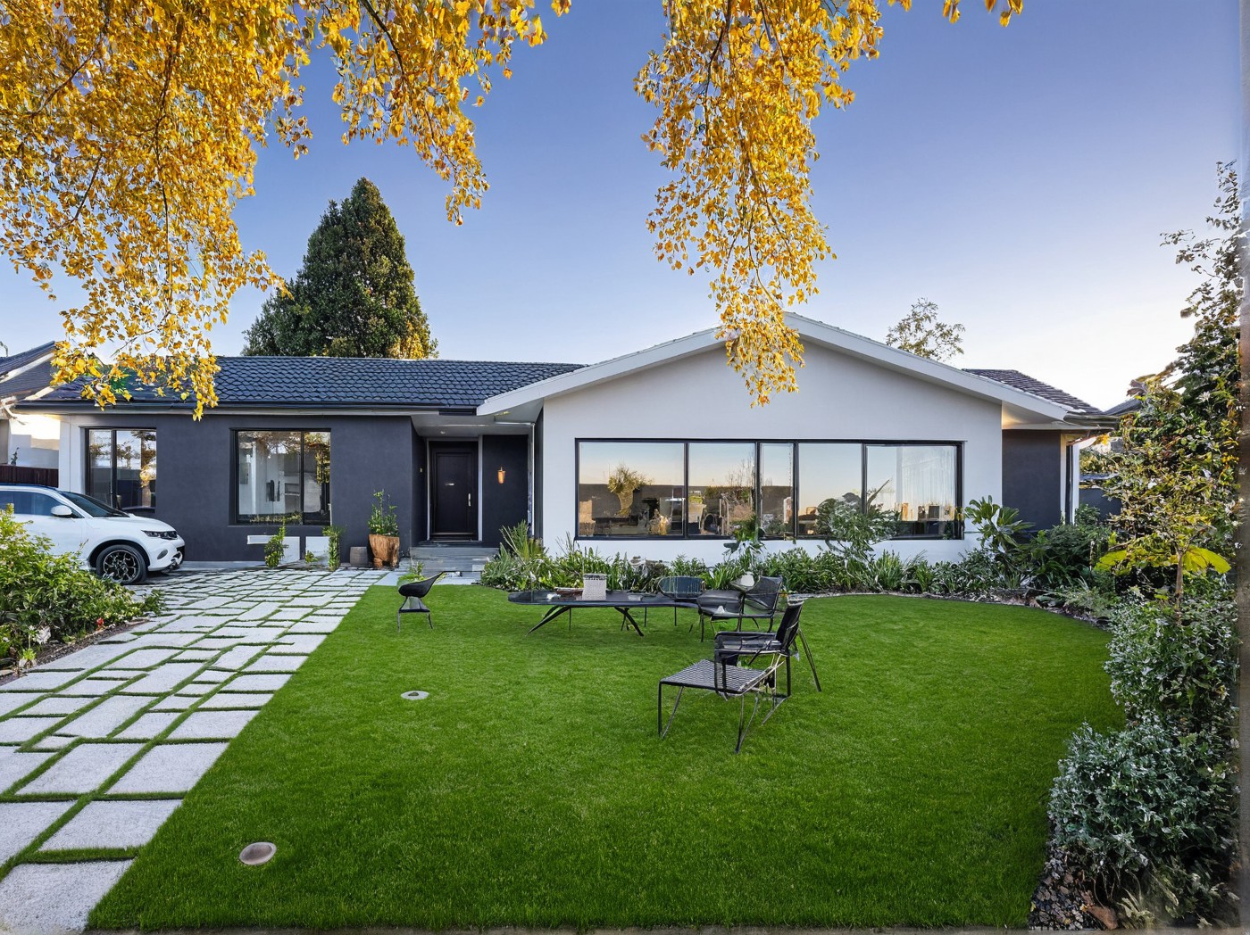 a placeholder image.